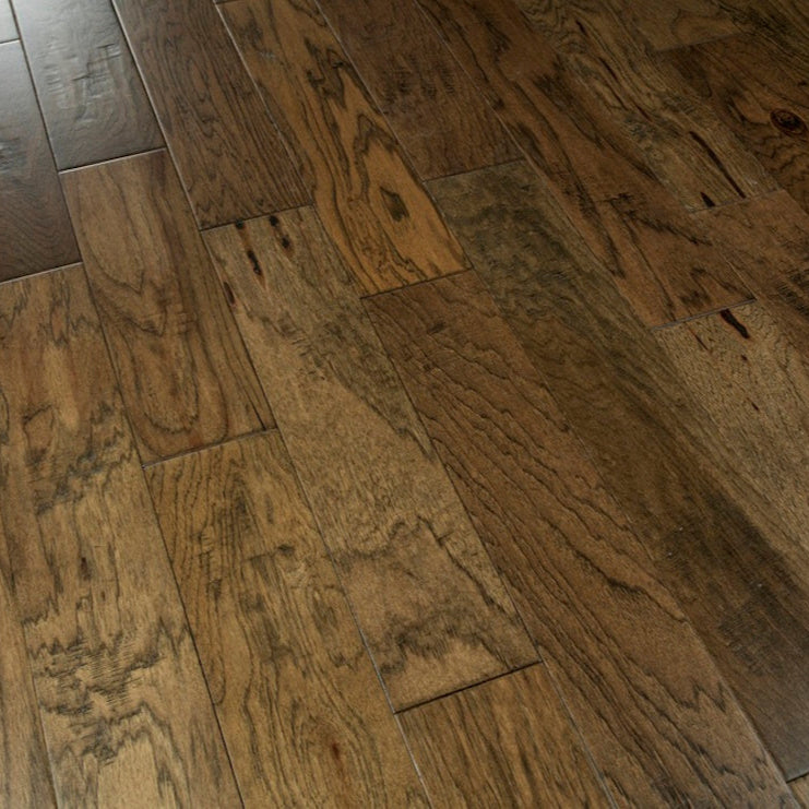 Casabella Handcrafted Hickory Holiday