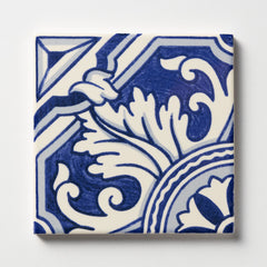 W.D.C. Cottage Painted Tile Cambridge Scroll Close