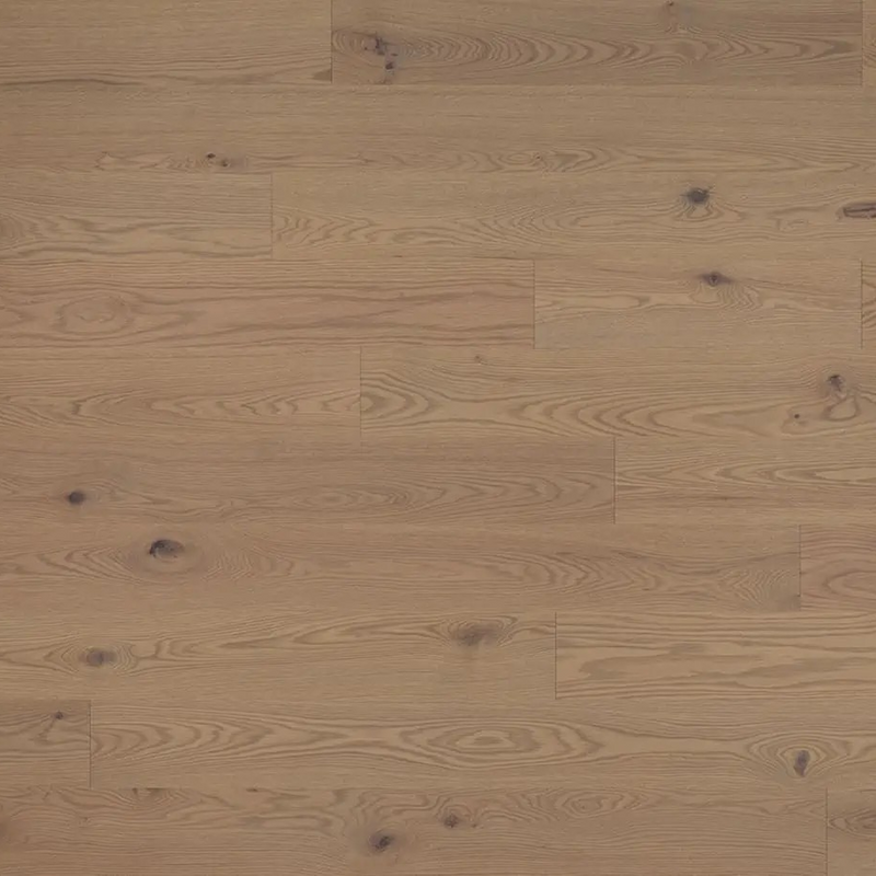 Lauzon Lodge Exclusive Engineered Red Oak Aspen 5 3/16