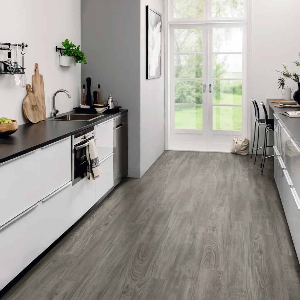 Karndean Luxury Vinyl Korlok Reserve Grey Oiled Oak –