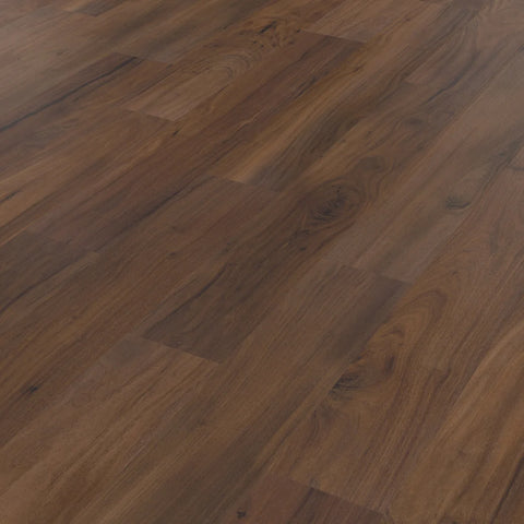Karndean Luxury Vinyl Opus Natural Walnut Swatch