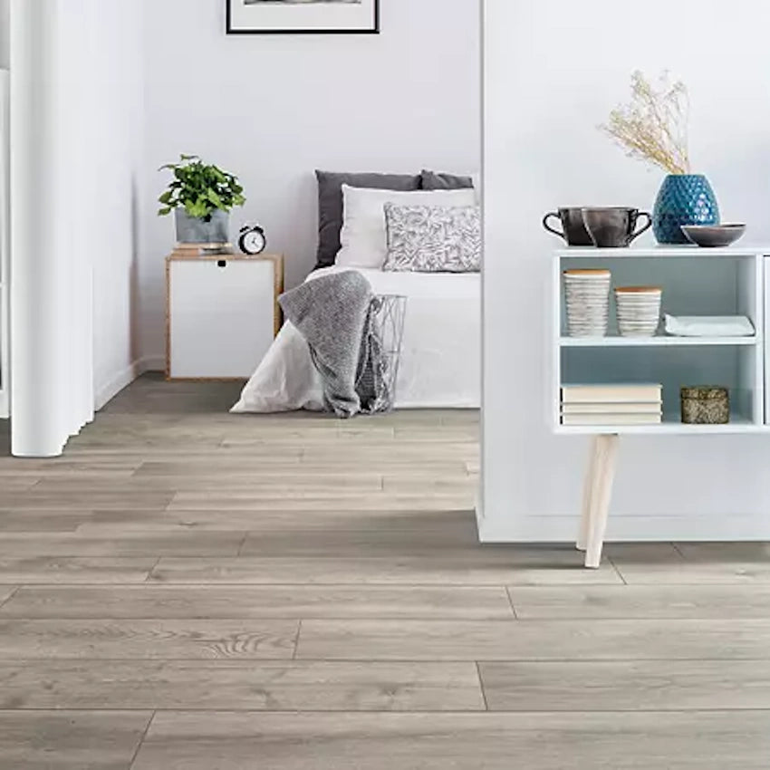 Mohawk Rivercrest Windsmoke Oak – Flooring Market