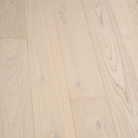 Paramount Kennebec Oak Roman Column Swatch