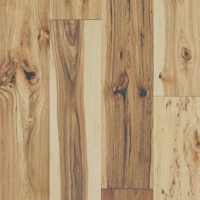 Shaw Exquisite Waterproof Hardwood Floorte Natural Hickory